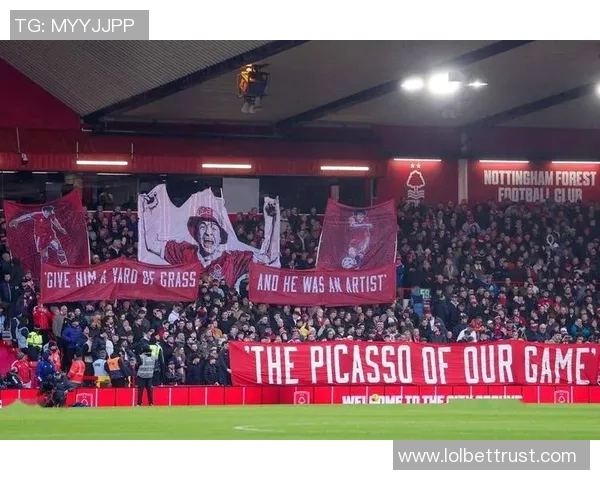 西甲精彩对决巴萨3-0阿森纳点球争议引发全场热议