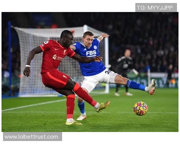 国王杯激战曼城小胜利物浦红牌争议引发全场热议